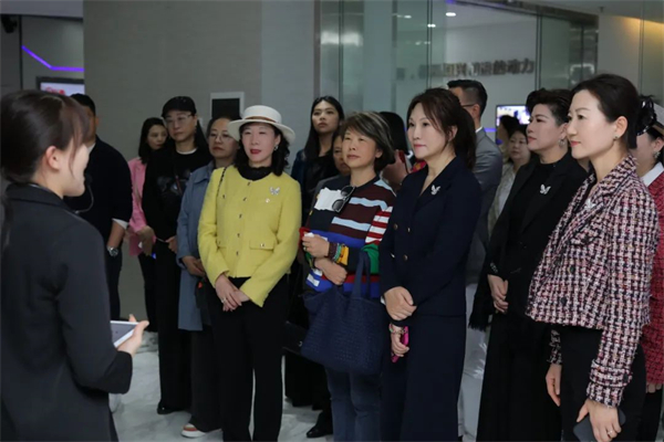 两会履职首日02.jpg/